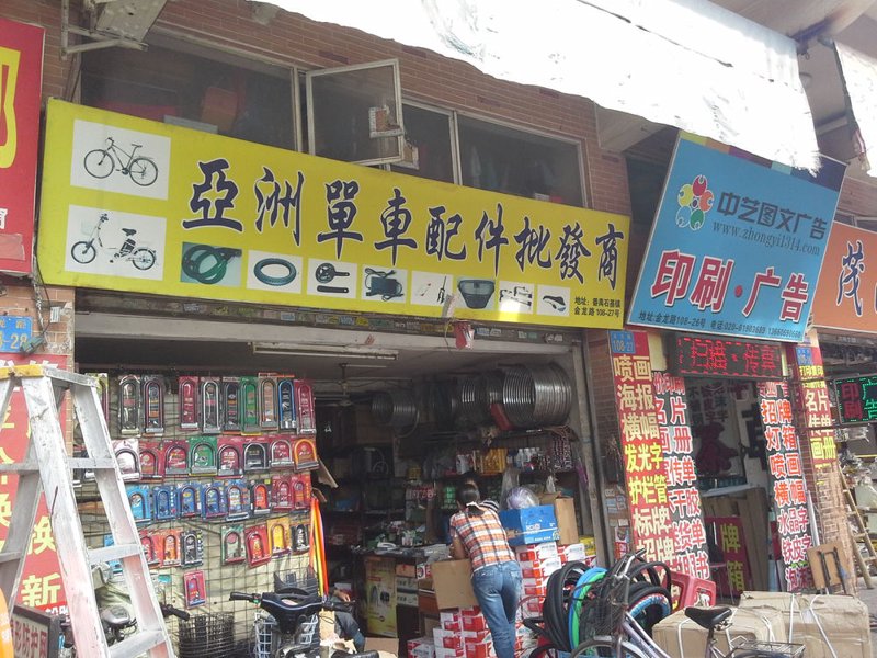品牌标识设计：诠释企业新形象的视觉语言